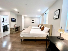 306 Deluxe double Queen suite in the center city